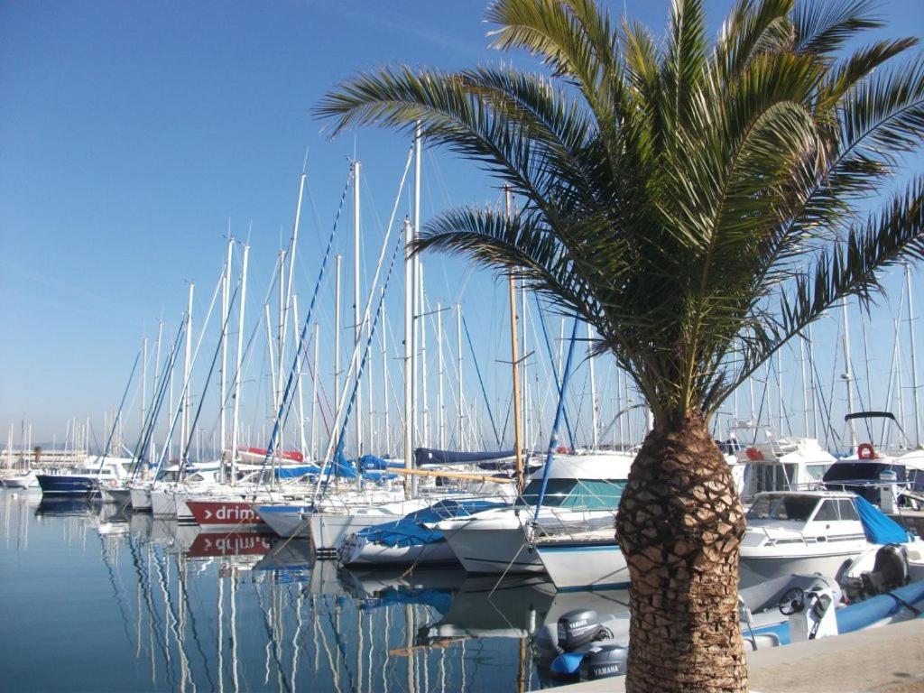 شقة Port De Hyeres L'Etoile Marine المظهر الخارجي الصورة